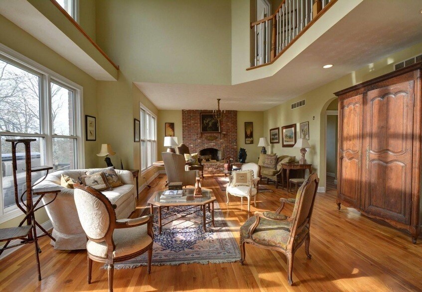 2315 Oregon Rd, Unit 93 in Versailles, KY - Building Photo
