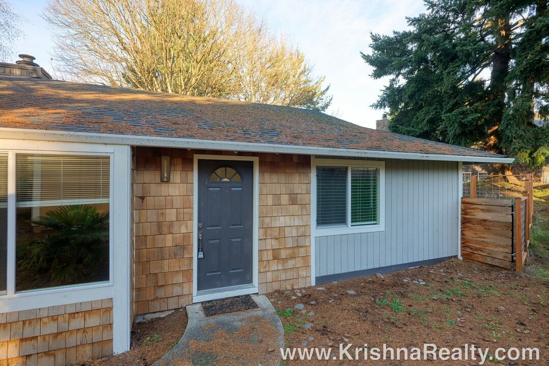 19686 SW 68th Ave in Tualatin, OR - Building Photo