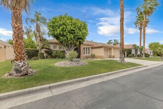 44397 Mesquite Dr in Indian Wells, CA - Building Photo - Building Photo