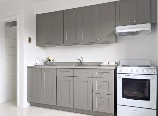 Quattro One, Two, Three and Four in Guelph, ON - Building Photo - Building Photo