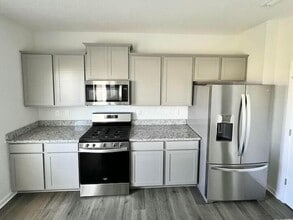 418 Park Vista Dr in Delaware, OH - Building Photo - Building Photo