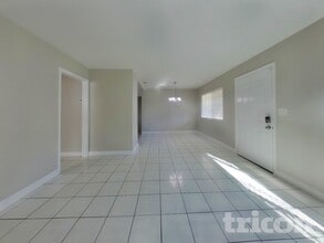 684 Brown Ave in Yuba City, CA - Building Photo - Building Photo