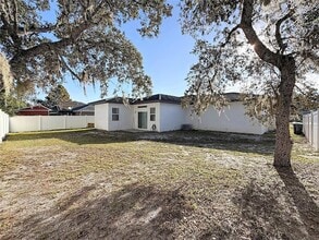 1843 Manitoba Ct, Unit 307 in Poinciana, FL - Building Photo - Building Photo