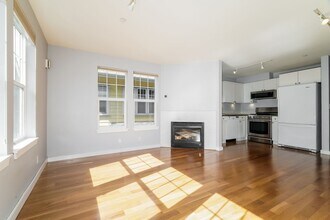 5430 California Ave SW in Seattle, WA - Building Photo - Building Photo