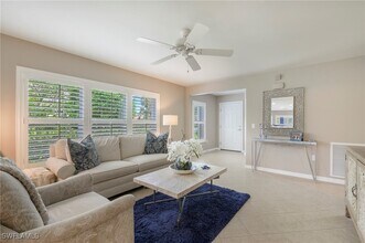 28541 Hammerhead Ln in Bonita Springs, FL - Foto de edificio - Building Photo