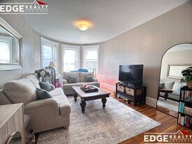 16 Fuller St, Unit 5 in Brookline, MA - Building Photo