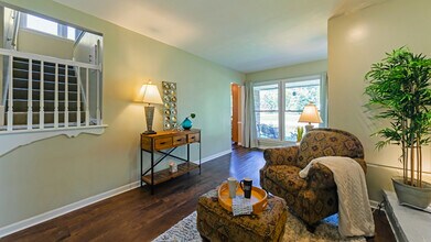 5099 Wardcliff Dr in East Lansing, MI - Building Photo - Building Photo