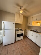 562 Edmund Ave W in St. Paul, MN - Building Photo - Building Photo
