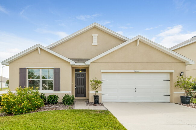 14461 Finsbury Dr in Spring Hill, FL - Foto de edificio - Building Photo