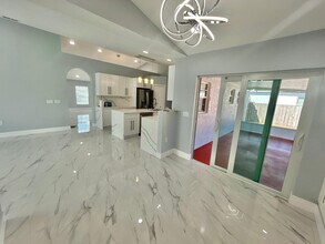 3933 SW Kakopo St in Port St. Lucie, FL - Building Photo - Building Photo