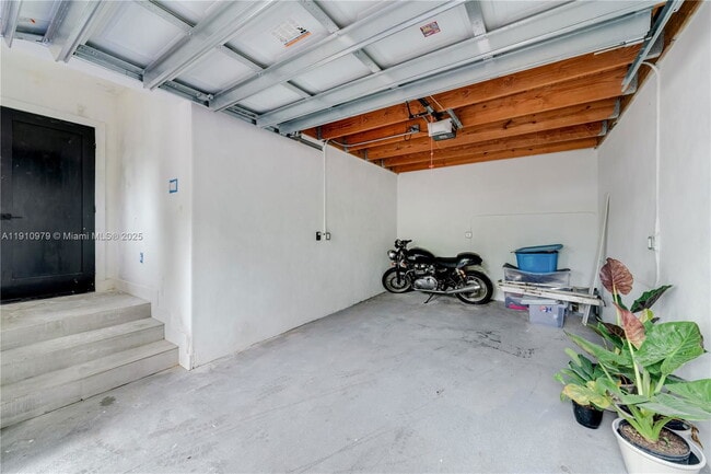 4301 NW 6th Ave in Miami, FL - Building Photo - Building Photo