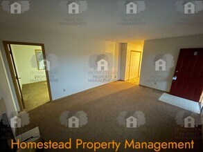 851 Hylo Rd SE in Salem, OR - Building Photo - Building Photo