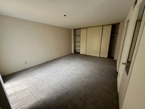 1517 Rock Glen Ave in Glendale, CA - Building Photo - Building Photo