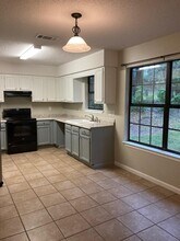 285 Willow Ave in Freeport, FL - Building Photo - Building Photo