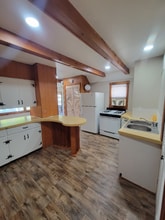 38 Grove St NE in Grand Rapids, MI - Building Photo - Building Photo