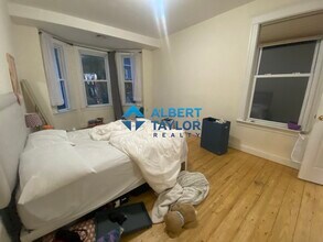 37 Hillside St, Unit 3 in Boston, MA - Foto de edificio - Building Photo