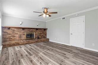 901 Pyramid Dr in Garland, TX - Building Photo - Building Photo