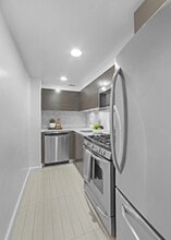 1551 2nd Ave in New York, NY - Foto de edificio - Building Photo