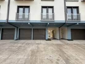1323 St Joseph St, Unit 19 in Dallas, TX - Building Photo