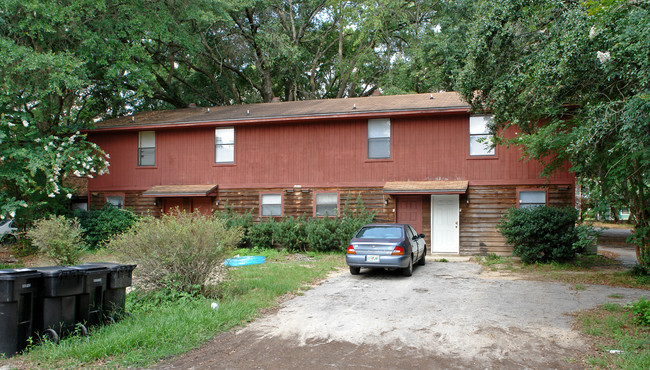 1922 Crosby Ct in Tallahassee, FL - Building Photo - Building Photo