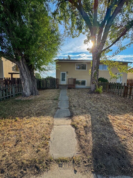 1321 Highland Ave in Sheridan, WY - Building Photo