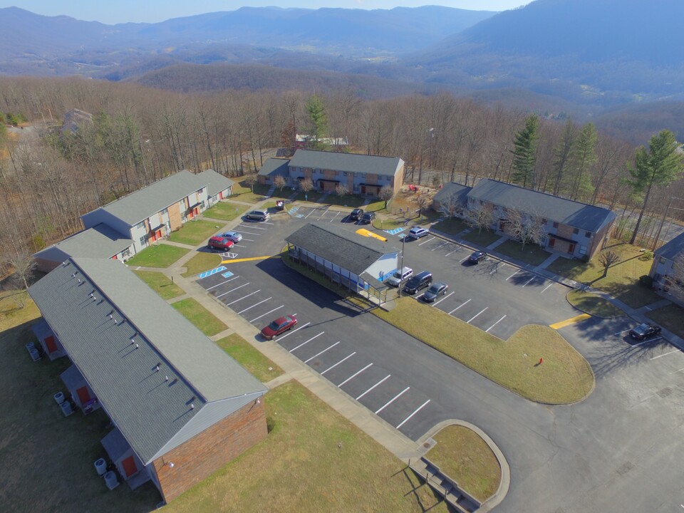 Dogwood Terrace Apartments in Big Stone Gap, VA - Building Photo