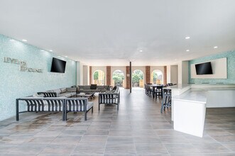 Landmark On Lovers in Dallas, TX - Building Photo - Building Photo