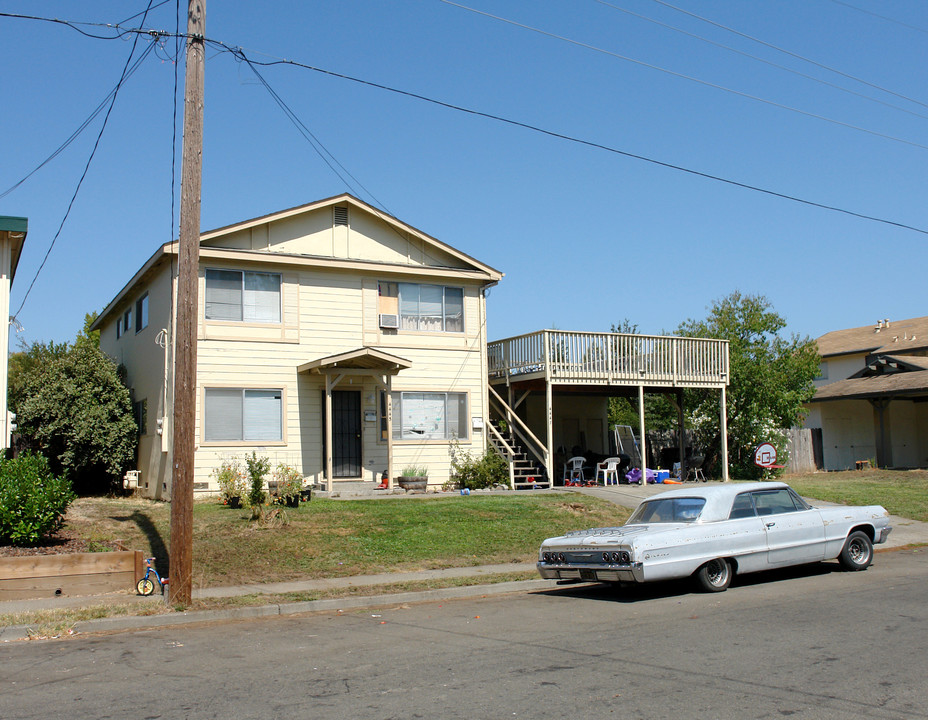 4445-4447 Yukon Dr in Santa Rosa, CA - Foto de edificio