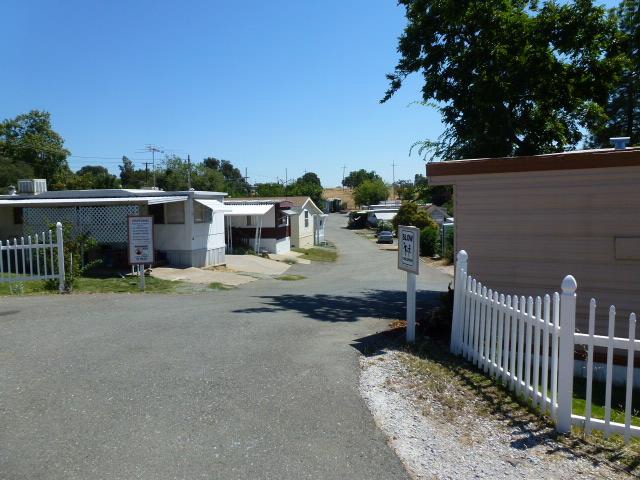 12594 Kennedy Flat Rd in Jackson, CA - Foto de edificio - Building Photo