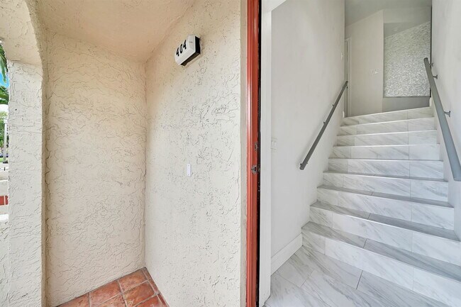 404 Congressional Way in Deerfield Beach, FL - Building Photo - Building Photo