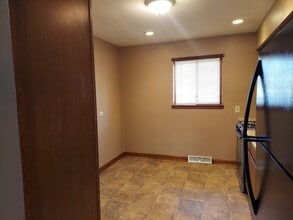 711 S West St in Plano, IL - Building Photo - Building Photo