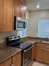 6043 Joaquin Murieta Ave in Newark, CA - Building Photo - Building Photo