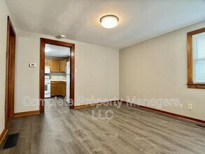 510 St Peter Ave in Albert Lea, MN - Foto de edificio - Building Photo