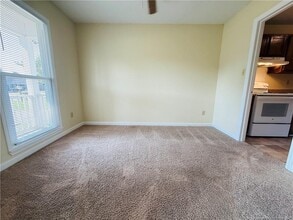 3344 Chantilly Ln in Hope Mills, NC - Building Photo - Building Photo