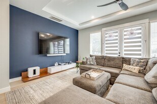 4804 Gano St in Houston, TX - Building Photo