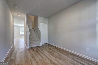 479 Payne Dr in Mcdonough, GA - Building Photo - Building Photo