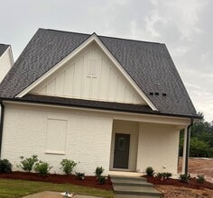 676 Cottage Grove Dr in Oxford, MS - Building Photo - Building Photo