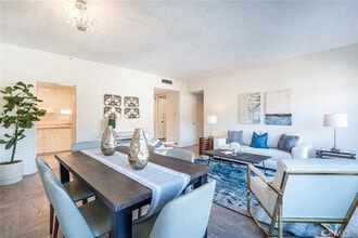 1155 N Brand Blvd in Glendale, CA - Building Photo - Building Photo