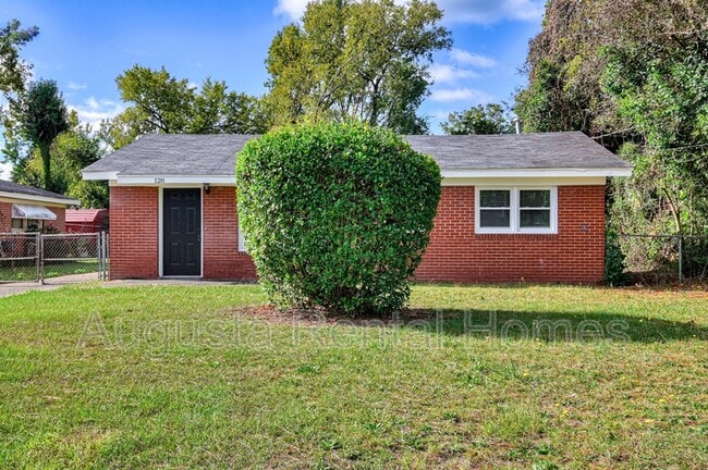 128 E Hall St in Augusta, GA - Building Photo - Building Photo