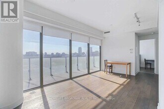 57 St Joseph St in Toronto, ON - Building Photo - Building Photo