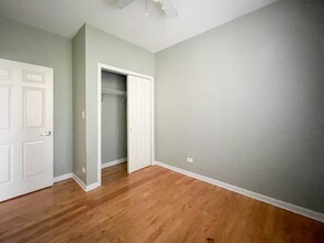 757 W Evergreen Ave in Chicago, IL - Building Photo - Building Photo