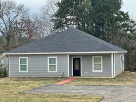 3294 Farm to Market 1275 in Nacogdoches, TX - Building Photo