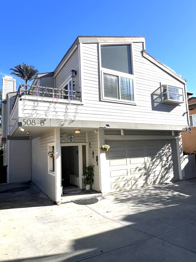 property at 508 N Juanita Ave