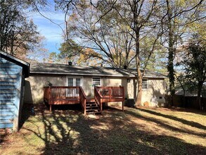 2078 Glenroy Dr in Smyrna, GA - Building Photo - Building Photo