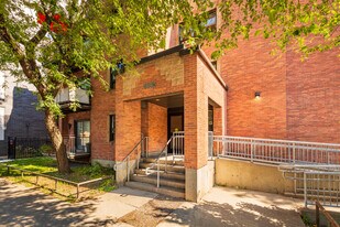 1880 René Lévesque Boul E Apartments