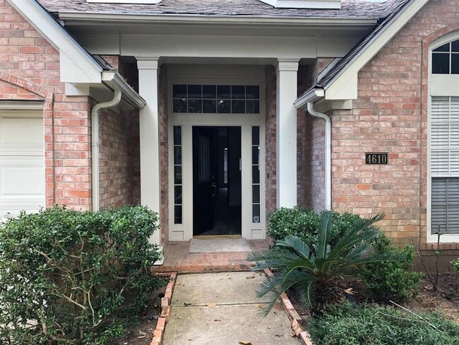 4610 Plantation Creek Dr in Missouri City, TX - Building Photo - Building Photo
