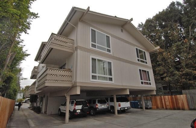 337 Highland Ave in San Mateo, CA - Foto de edificio - Building Photo