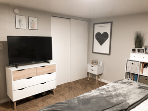 432 S 100 E, Unit 432 (Upstairs) in Provo, UT - Building Photo - Building Photo
