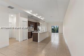 8031 NW 104th Ave in Doral, FL - Building Photo - Building Photo