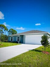 1101 San Filippo Dr SE in Palm Bay, FL - Building Photo - Building Photo